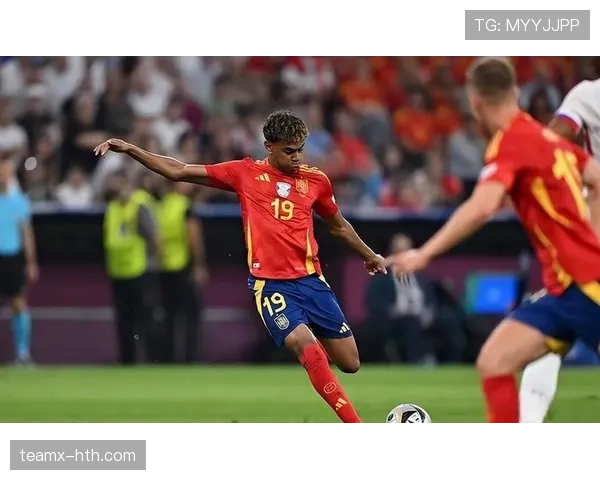 欧洲杯决赛经典对决回顾：历史交锋与高光时刻