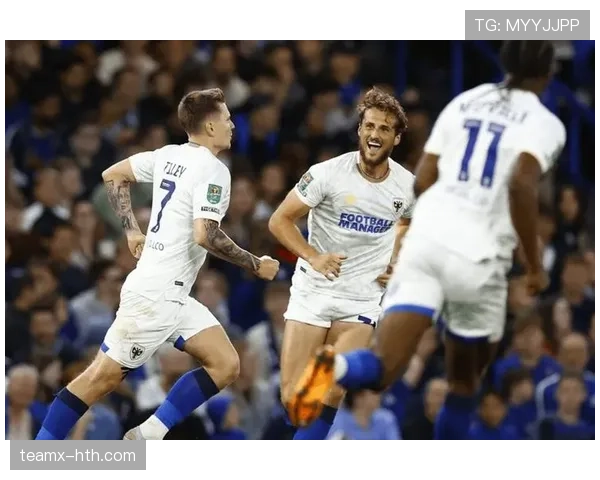 恩佐 vs 楚阿梅尼：现代后腰角色的理解差异与战术适配性分析